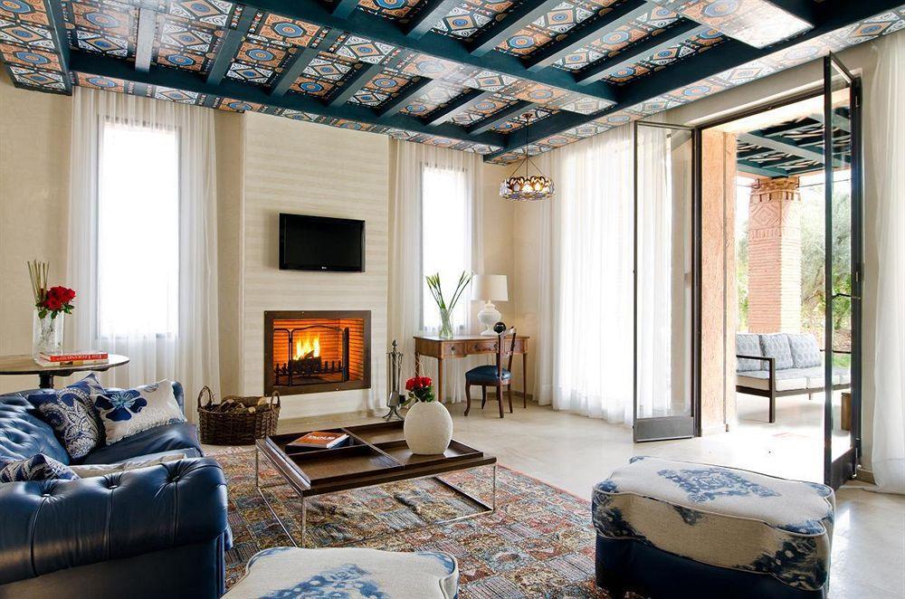 티그미자 스위트 앤 파빌리온 호텔 Ouled Jelal 외부 사진 A suite at the Mandarin Oriental, Munich