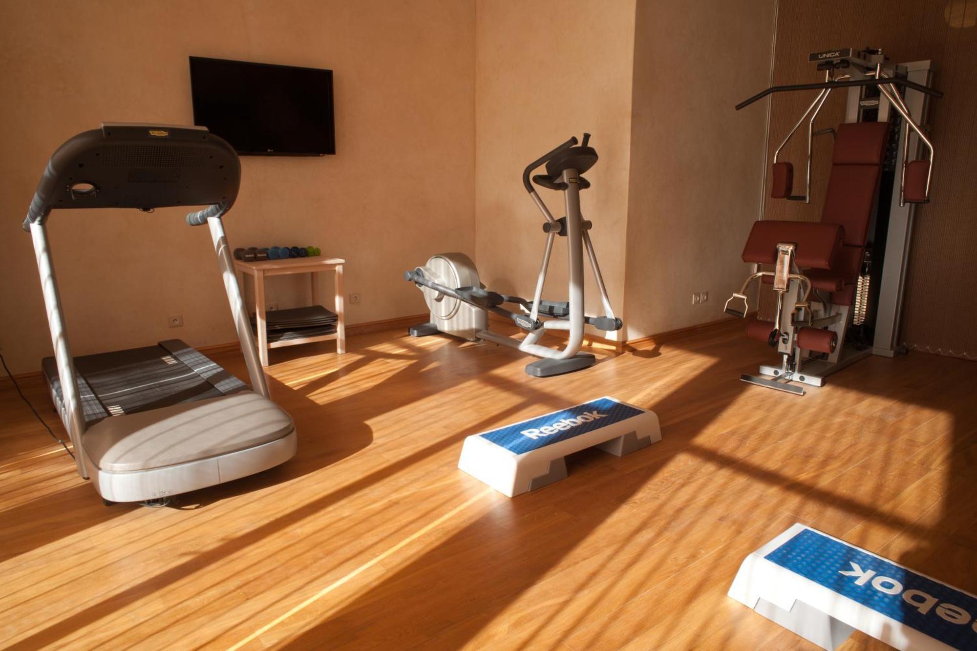 티그미자 스위트 앤 파빌리온 호텔 Ouled Jelal 외부 사진 A home gym