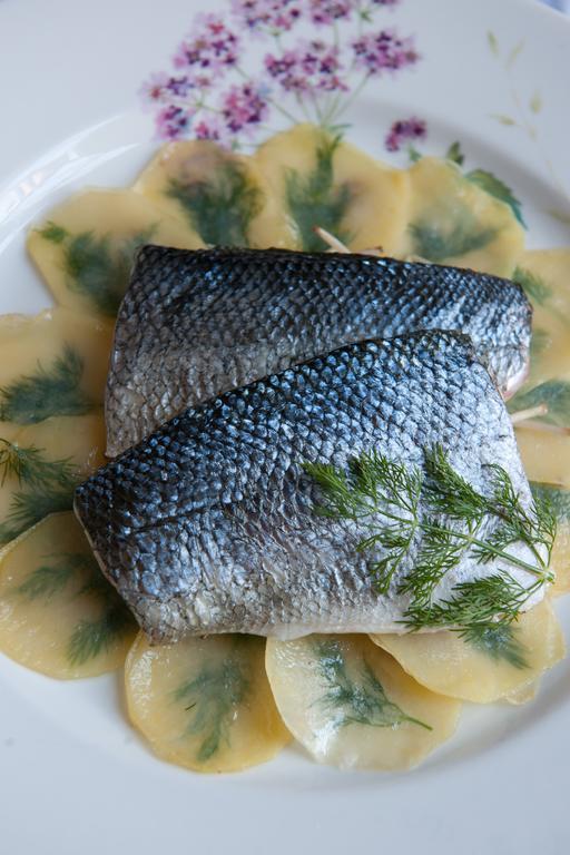티그미자 스위트 앤 파빌리온 호텔 Ouled Jelal 외부 사진 Pickled herring