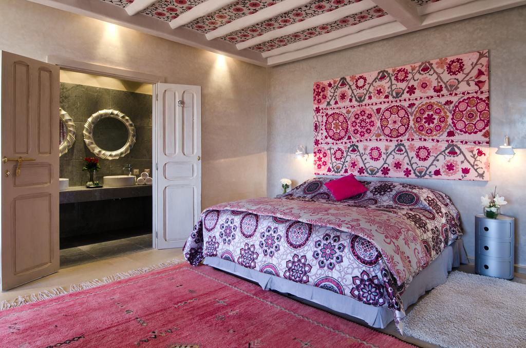 티그미자 스위트 앤 파빌리온 호텔 Ouled Jelal 외부 사진 A bedroom