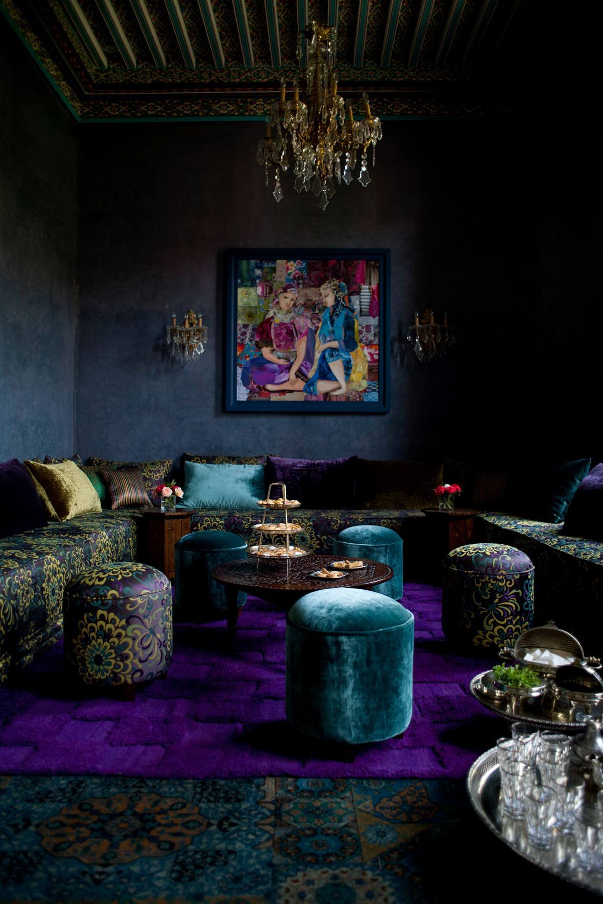 티그미자 스위트 앤 파빌리온 호텔 Ouled Jelal 내부 사진 The interior of the nightclub