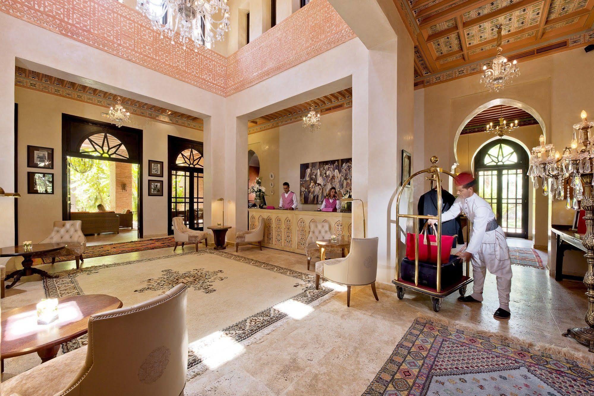 티그미자 스위트 앤 파빌리온 호텔 Ouled Jelal 외부 사진 The lobby of the hotel